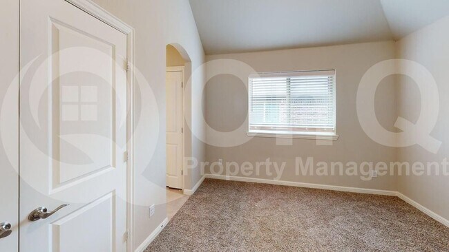 Building Photo - 11640 Gatesville Dr