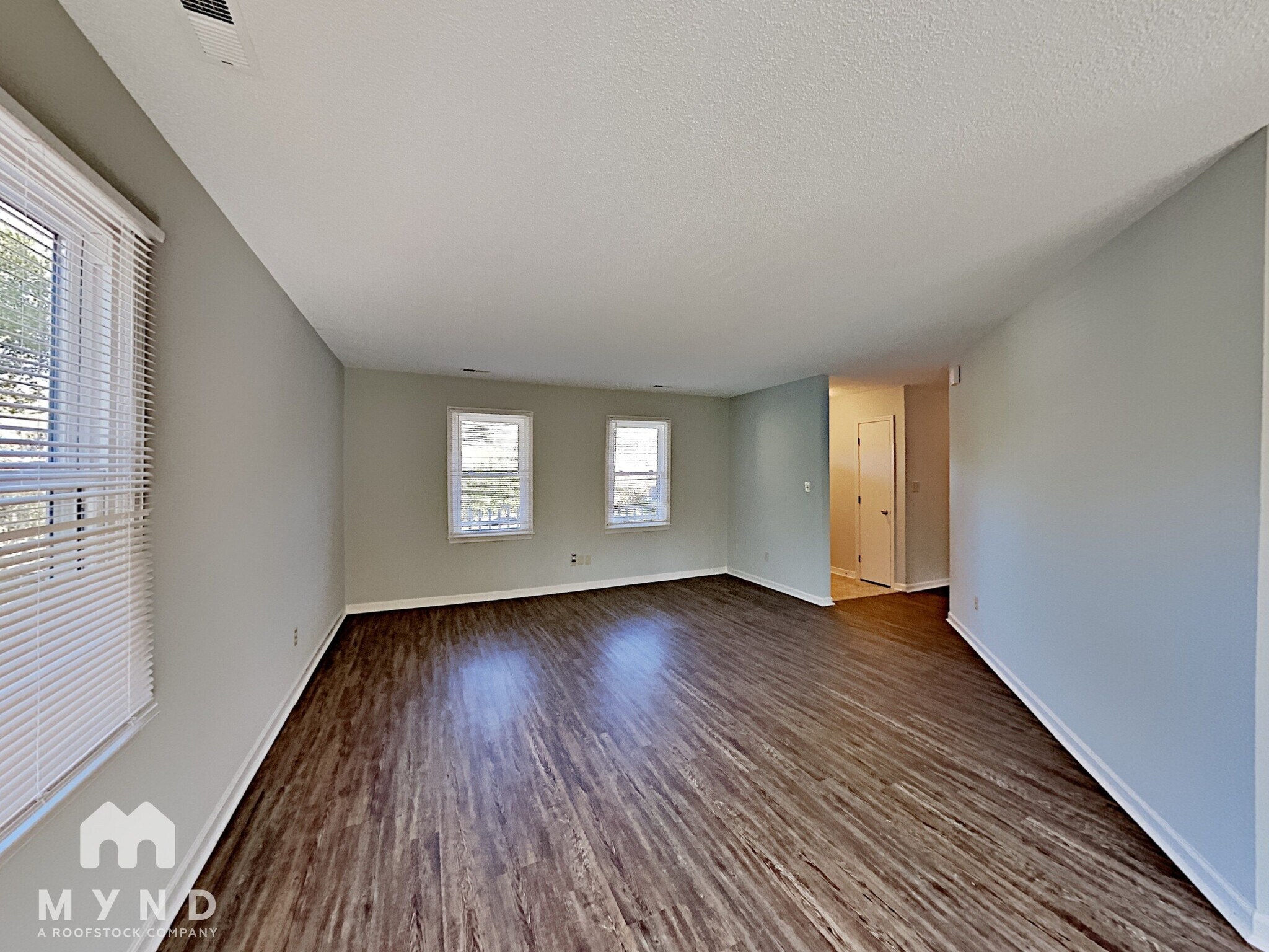 Building Photo - 5 Thensia Ct