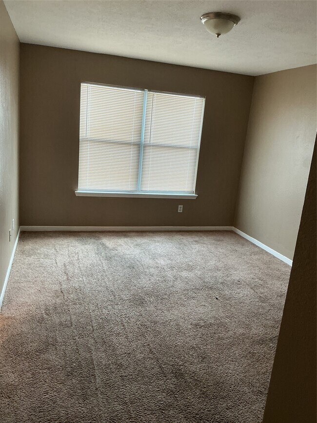 Building Photo - 4819 May Arbor Ln