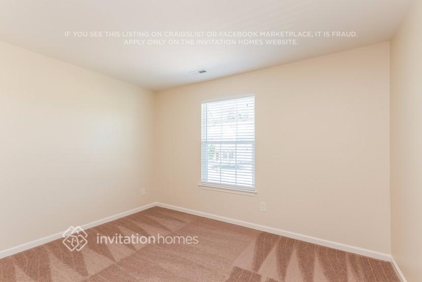 Building Photo - 156 Gilden Way