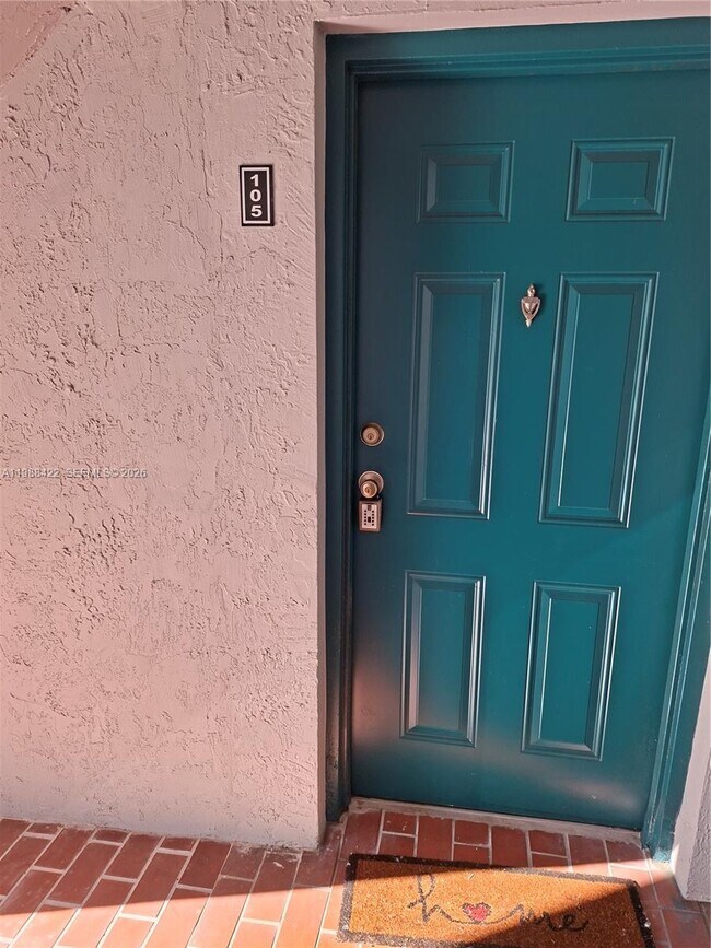 Building Photo - 3901 SW 109th Ave