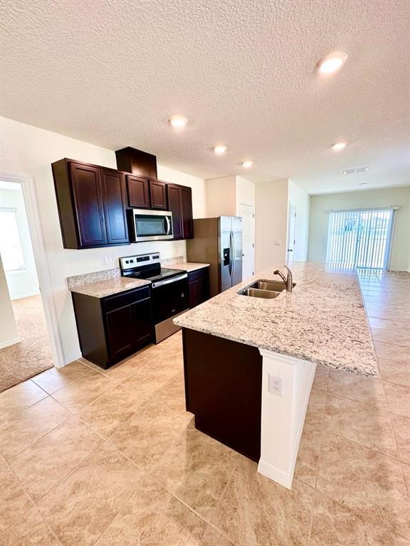 Building Photo - 1020 Chasetree Ln