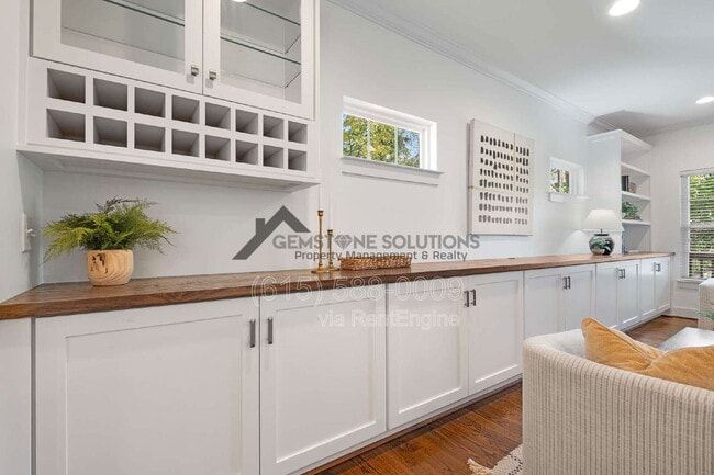 Building Photo - 505C Lovell St