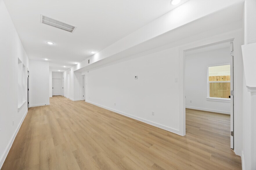 Building Photo - 8114 De Priest St