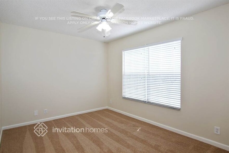 Building Photo - 1211 NW 193rd Ave