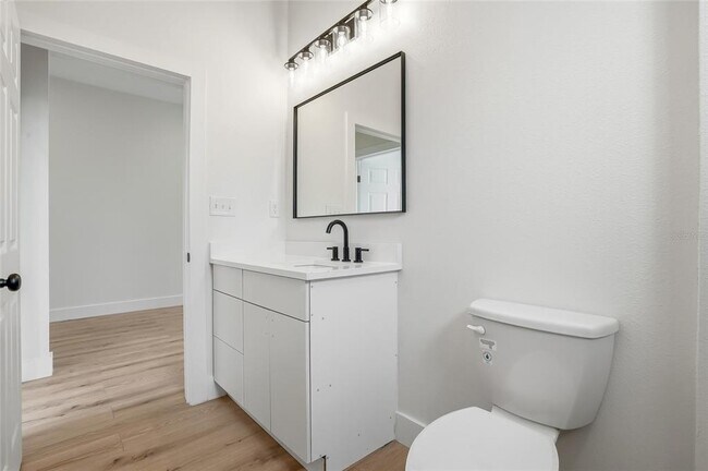 Building Photo - 11256 Salters St