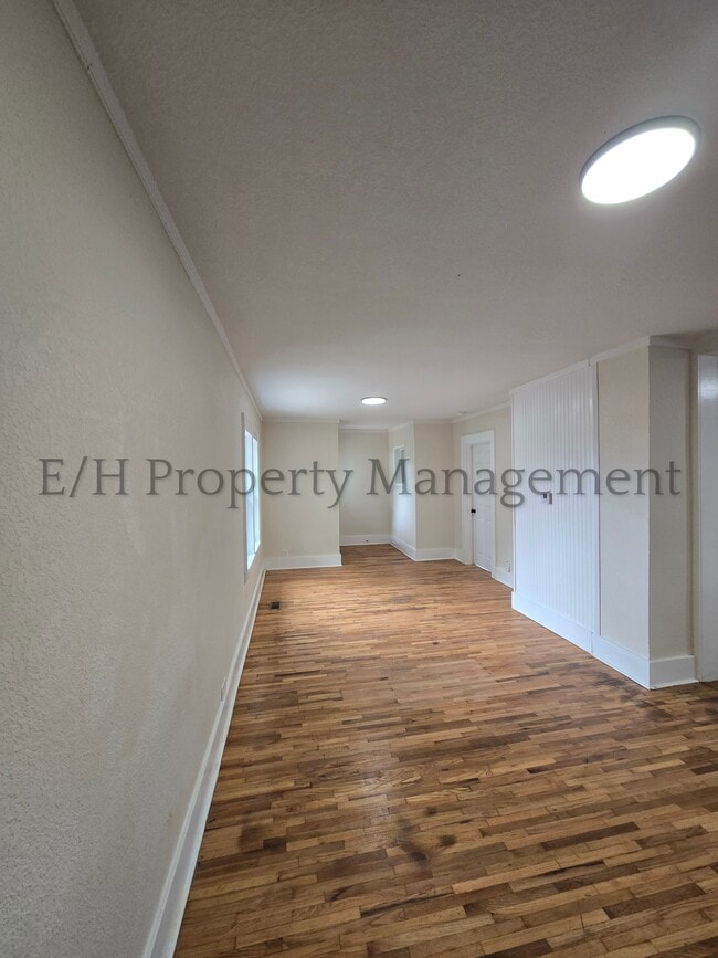 Building Photo - 244 N Athenian Ave