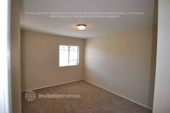 Building Photo - 5017 Castle Pine Ct