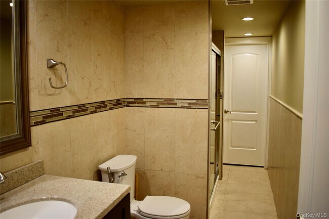Building Photo - 9 Alia Ct