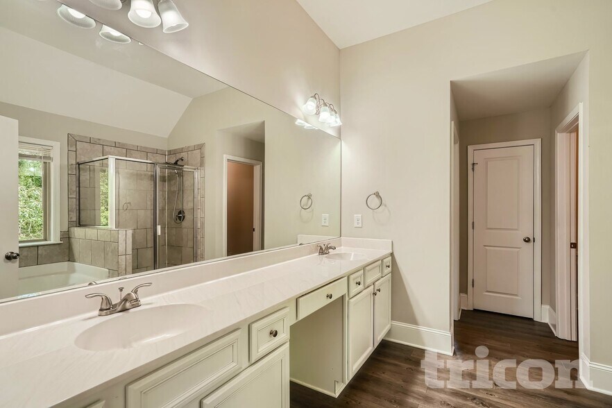 Building Photo - 2429 Austin Common Way