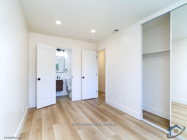 Building Photo - 4587 Bolero Dr