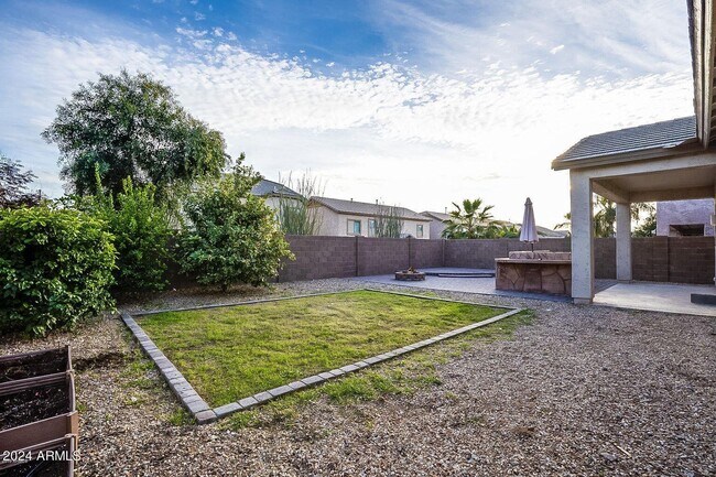 Building Photo - 13419 W Citrus Ct