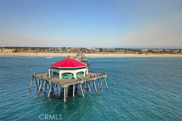 Building Photo - 310 Lake St