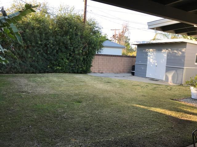 Building Photo - 5745 Simpson Ave