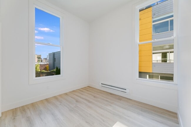 Building Photo - 1414 20th Ave
