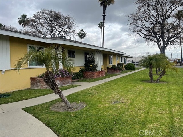 Building Photo - 1325 S Anaheim Blvd