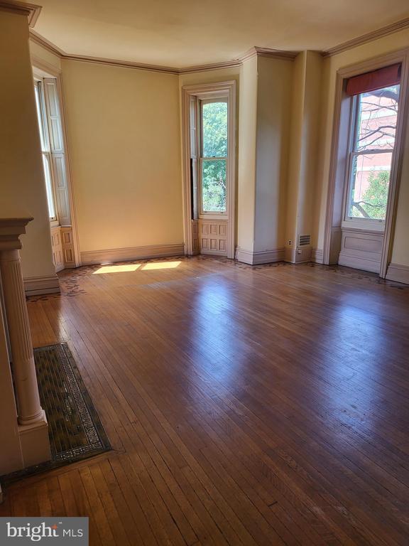 Building Photo - 2226 Delancey St