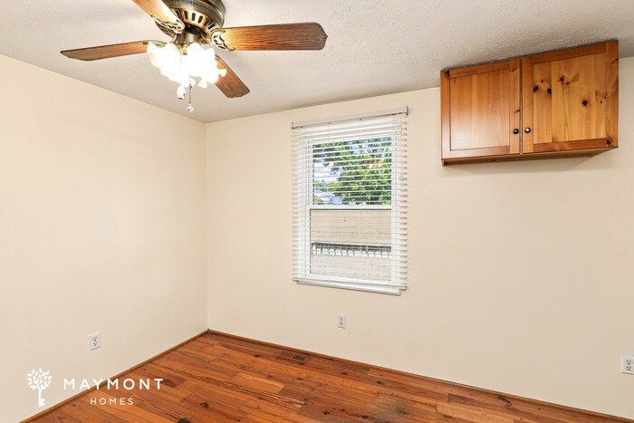 Building Photo - 9436 Burgess Dr