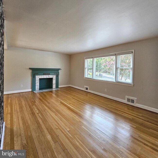 Building Photo - 7204 Camp Alger Ave