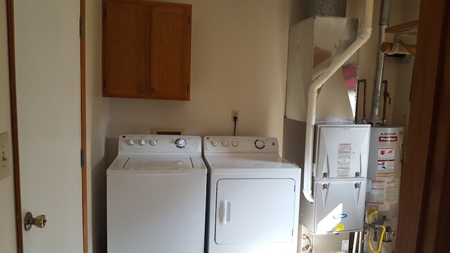 Building Photo - 114 Wright Dr