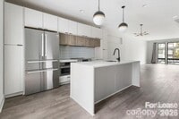 Building Photo - 1212 Minter Pl