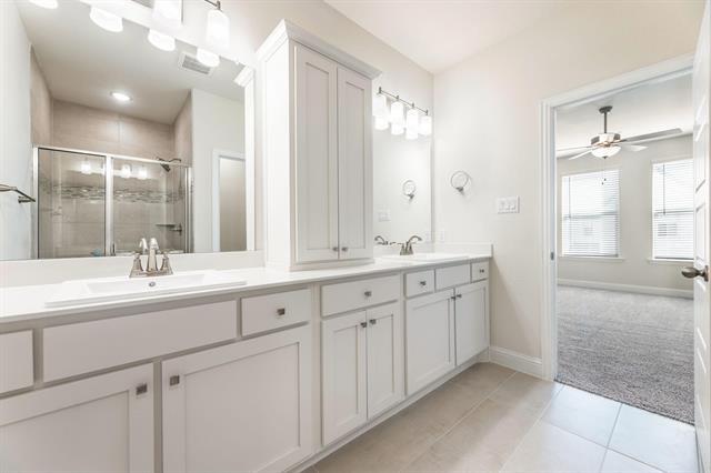 Building Photo - 4704 Corriente Vista Ln