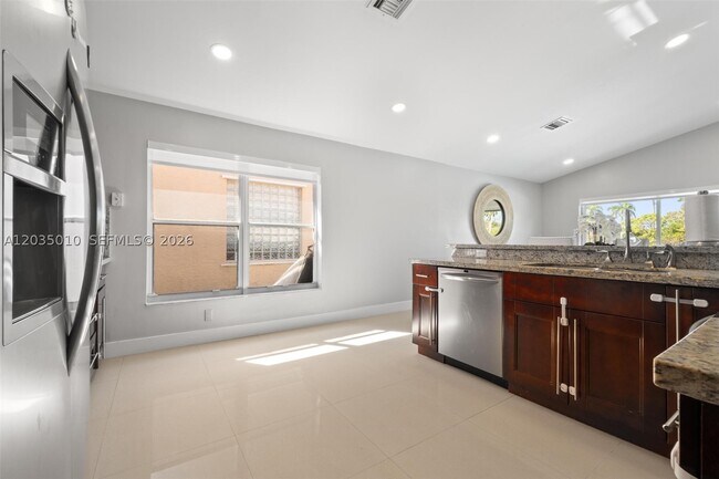Building Photo - 18061 SW 33rd St