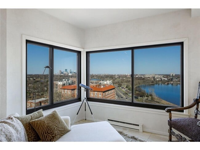 Building Photo - 2950 Dean Pkwy