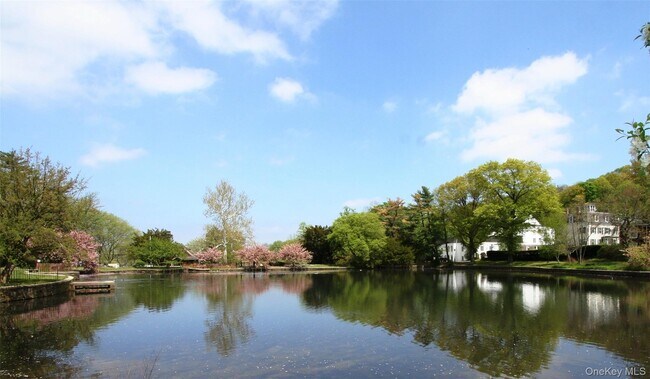 Building Photo - 21 Lumber Rd