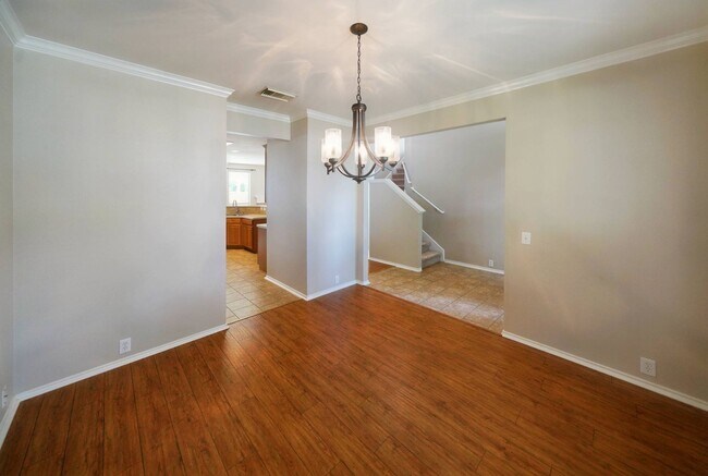 Building Photo - 4736 Green Bluff Dr