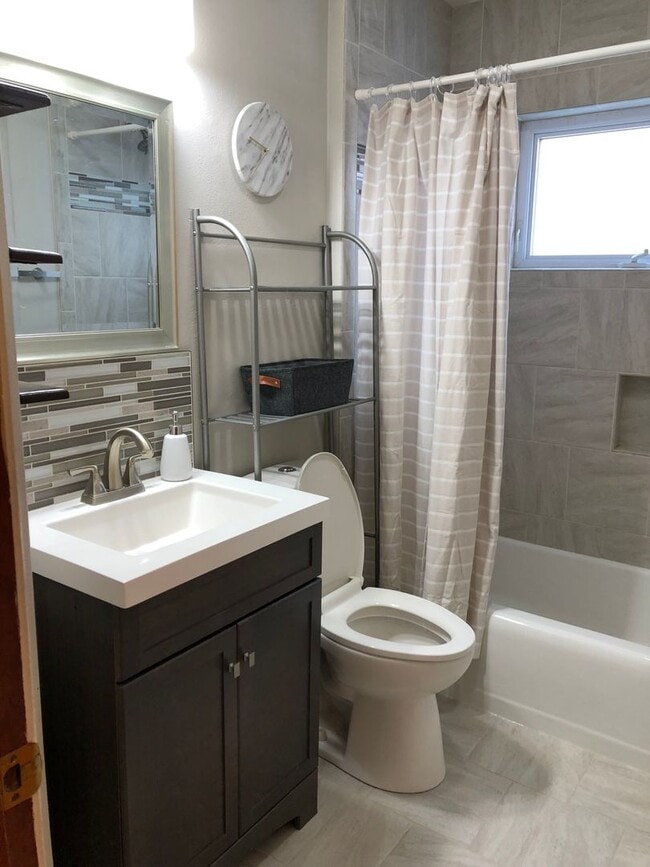 Building Photo - Updated throughout with new master suite!