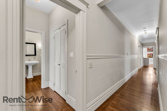 Building Photo - 1287 4th Ave