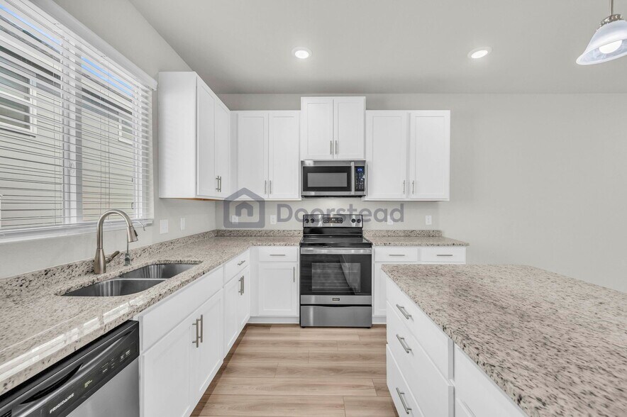 Building Photo - 21518 Sir Walter Ln