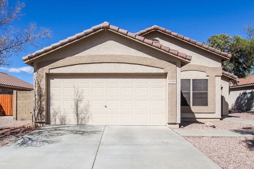 Primary Photo - 3108 W Lucia Dr