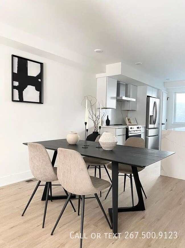 Building Photo - 2605 E Boston St