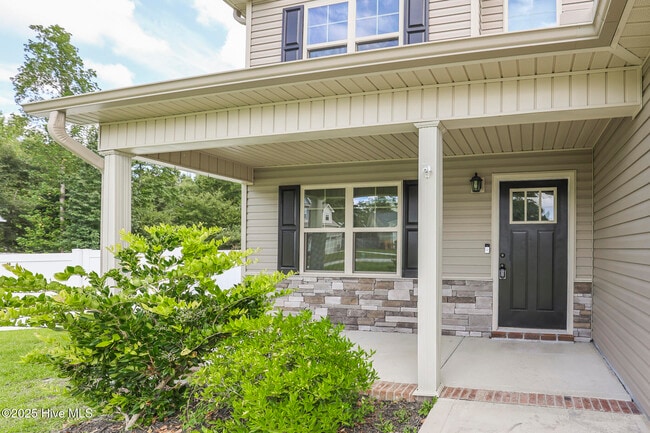 Building Photo - 304 Windward Landing