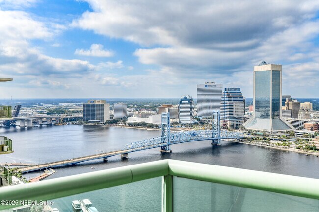Building Photo - 1431 Riverplace Blvd