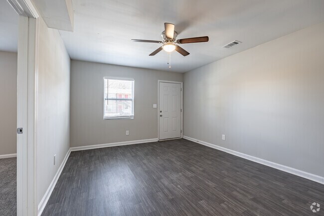1BR, 1BA - 850SF - Brown Village Apartments