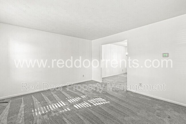Building Photo - 6514 Tanfield Ct