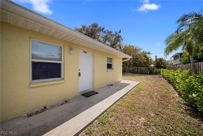 Building Photo - 4339 Mariner Rd