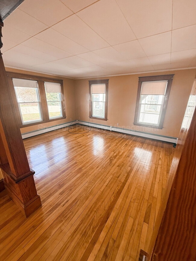 Building Photo - 47 Halifax St