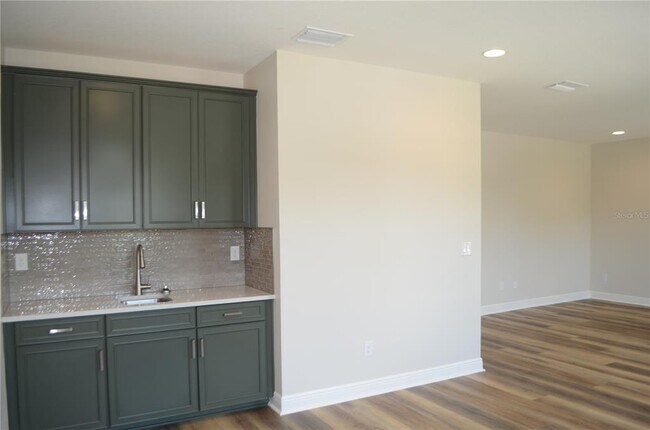 Building Photo - 35436 Big Hawk Dr