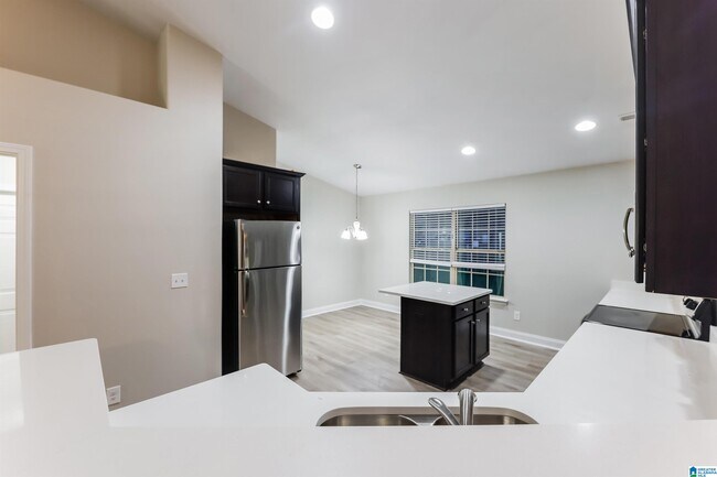 Building Photo - 296 Ivy Hills Cir
