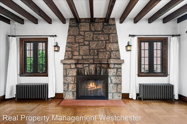 Building Photo - 5 br, 3.5 bath House - 156 Chittenden Avenue