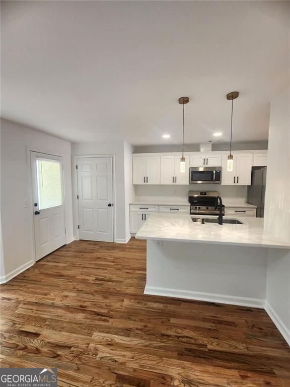 Building Photo - 2316 Strathmoor Manor Dr