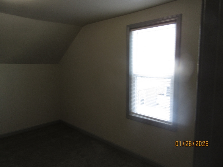 Building Photo - 353 Blake St