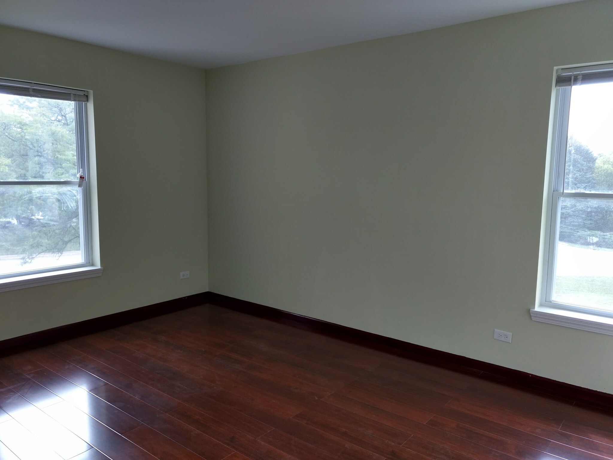 Master bedroom - 5201 Carriageway Dr
