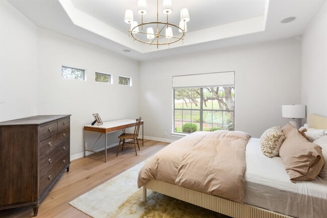 Building Photo - 403 Stirrup Dr