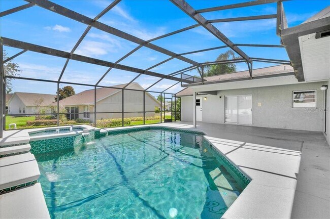 Building Photo - 112 Azalea Dr