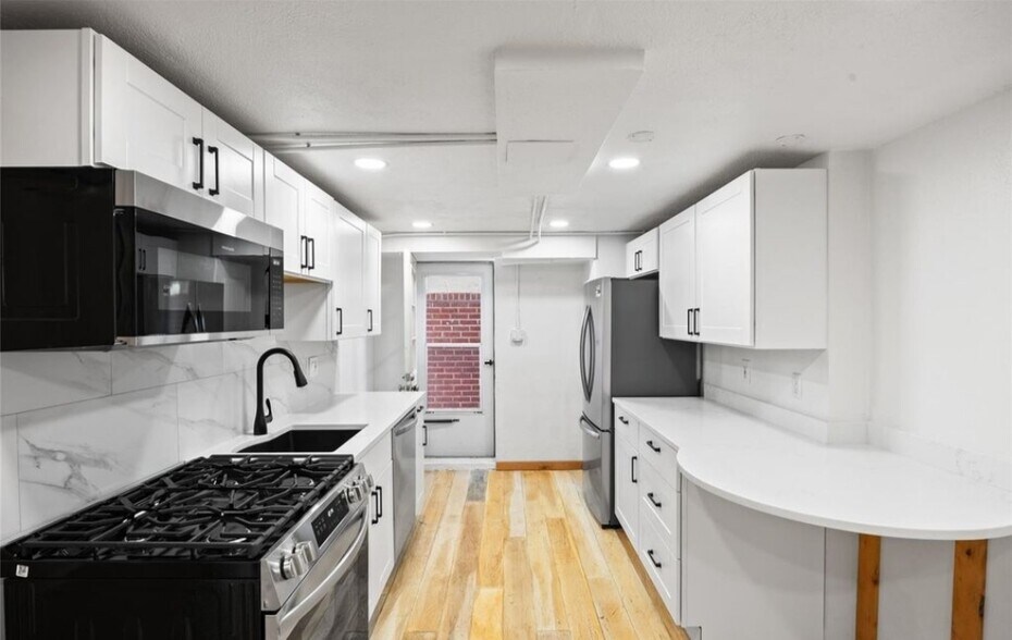 Building Photo - 5014 W 36th Ave
